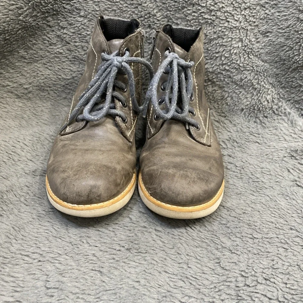 Clarks Boys Grey Zip Up Boots Size 2